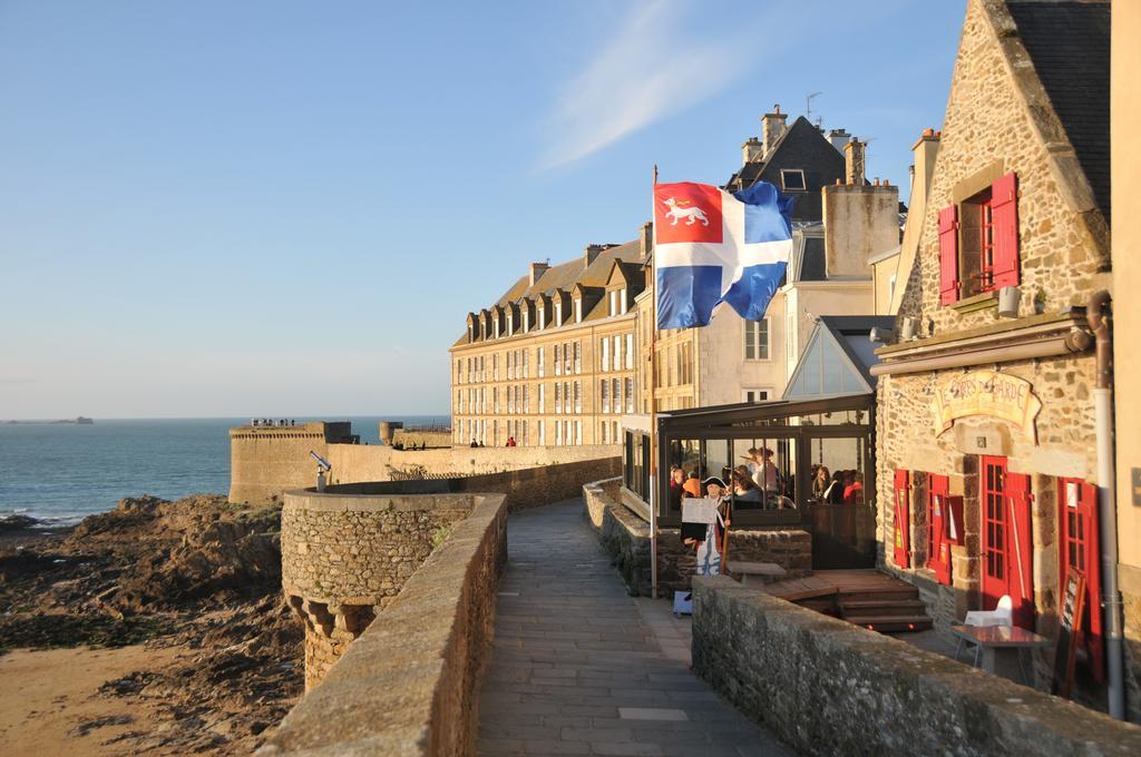Neptunia 2* Saint-Malo
